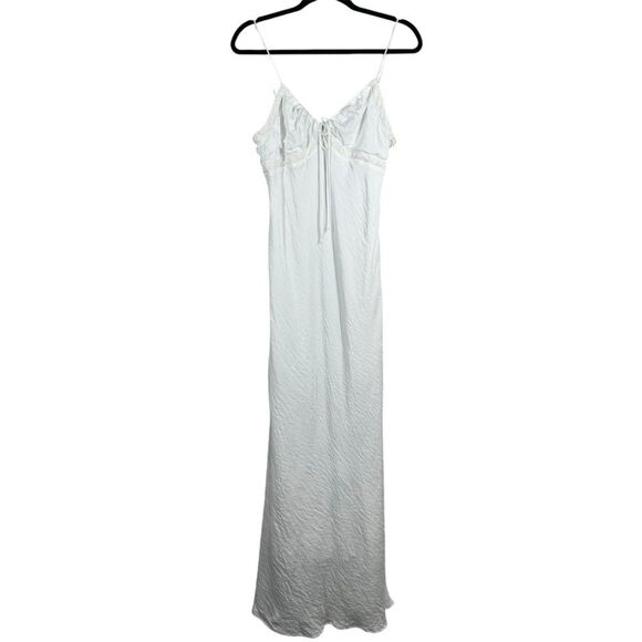 Princess Polly White Emily Spaghetti Strap Lace Trim Maxi Slip Dress Fitted 10 - Picture 1 of 11